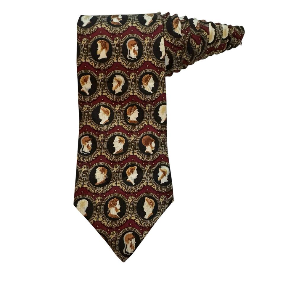 Buckingham Palace Portraits Vintage Novelty Necktie Rare 100% Silk